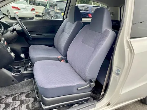 Subaru Pleo