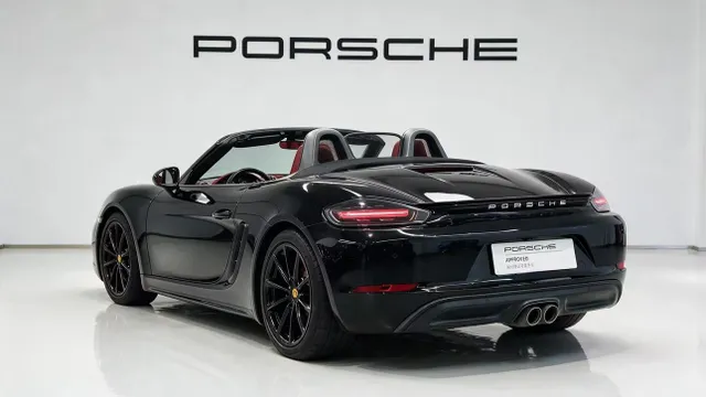 Porsche 718