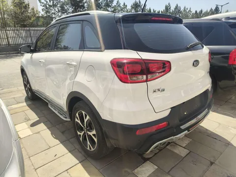 Kia KX3
