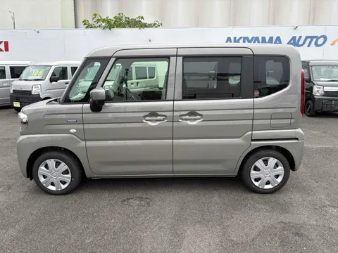 Suzuki Spacia