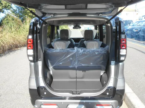 Mitsubishi Delica Mini