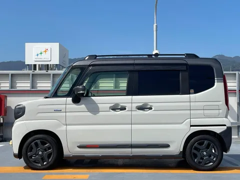 Suzuki Spacia Gear