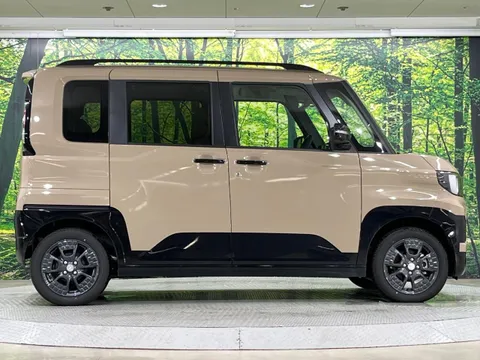 Mitsubishi Delica Mini