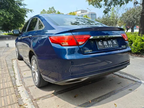Geely Emgrand GL