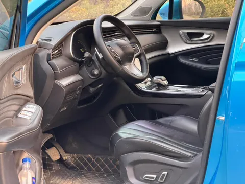 Roewe RX5