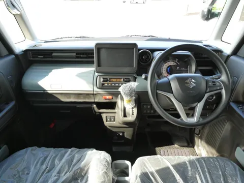 Suzuki Spacia Base