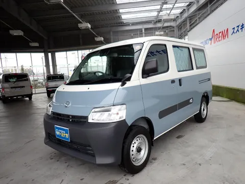 Toyota TownAce Van