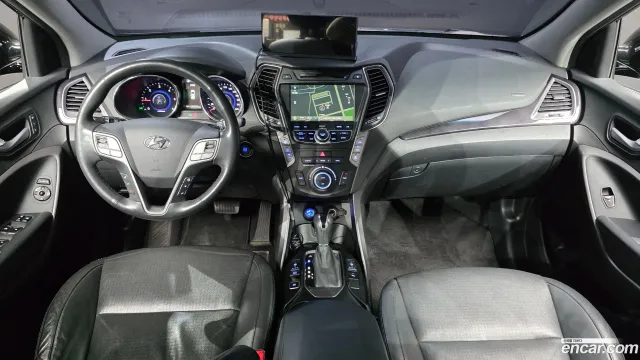 Hyundai Grand Santa Fe (Maxcruz)