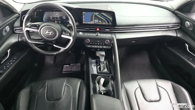 Hyundai Elantra (Avante)
