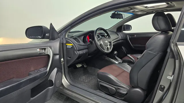 Kia Cerato (Forte)