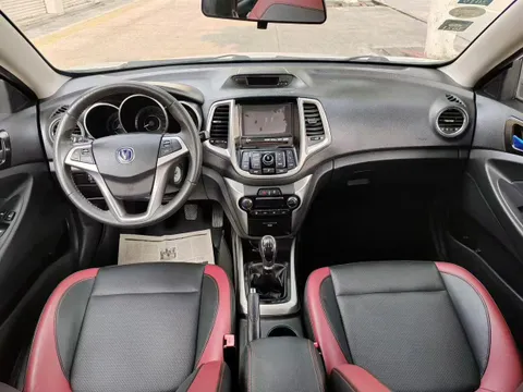 Changan Eado XT