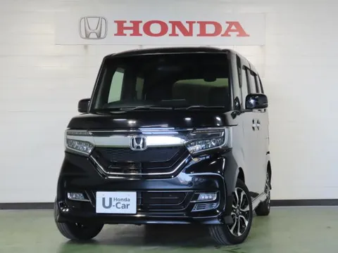 Honda N-BOX Custom