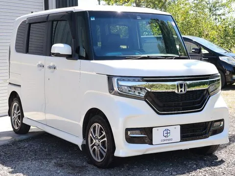 Honda N-BOX Custom