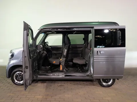 Honda N-VAN Plus Style