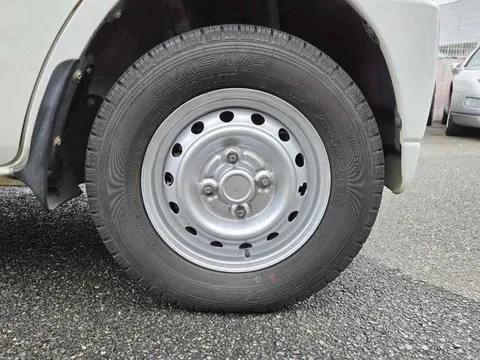 Mitsubishi Minicab Van