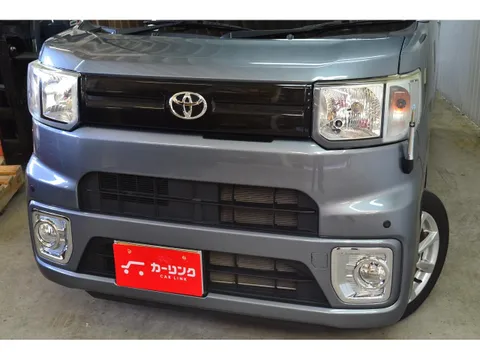 Toyota Pixis Mega