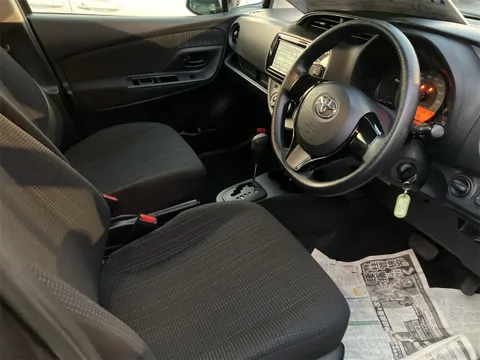 Toyota Yaris (Vitz)