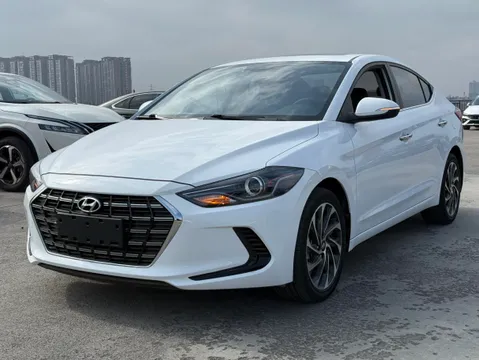 Hyundai Elantra (Avante)