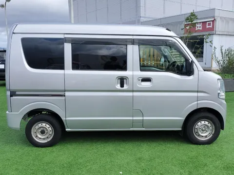 Nissan Clipper