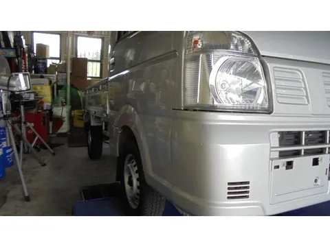 Nissan Clipper Truck