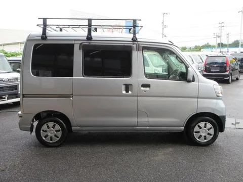 Daihatsu Hijet Cargo