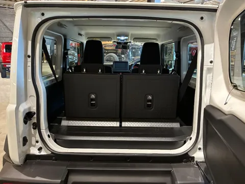 Suzuki Jimny Sierra