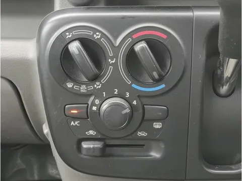 Mitsubishi Minicab Van