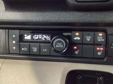 Honda N-BOX Joy