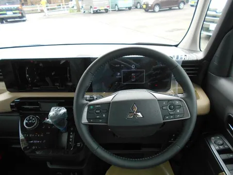 Mitsubishi Delica Mini