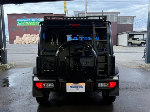Suzuki Jimny Sierra