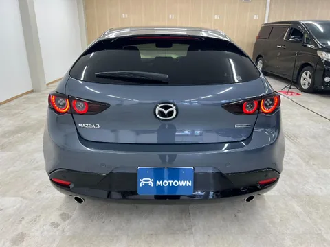 Mazda MAZDA3 Fastback