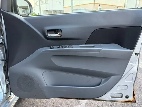 Daihatsu Mira Custom