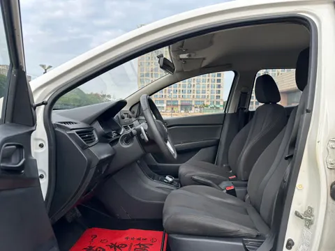 Baojun 310W