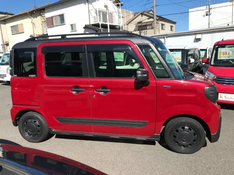 Suzuki Spacia Gear