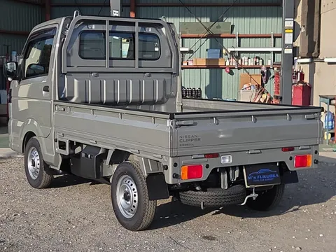 Nissan Clipper Truck