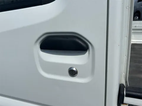 Nissan Clipper Truck