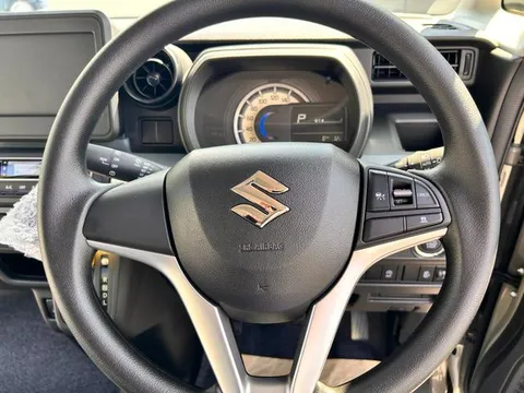 Suzuki Spacia Base
