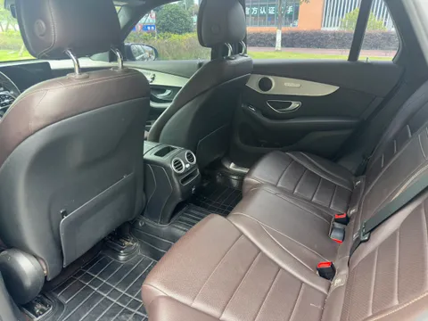 Mercedes-Benz Mercedes-Benz GLC