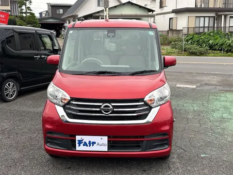Nissan Dayz Roox