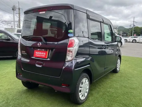 Nissan Dayz Roox