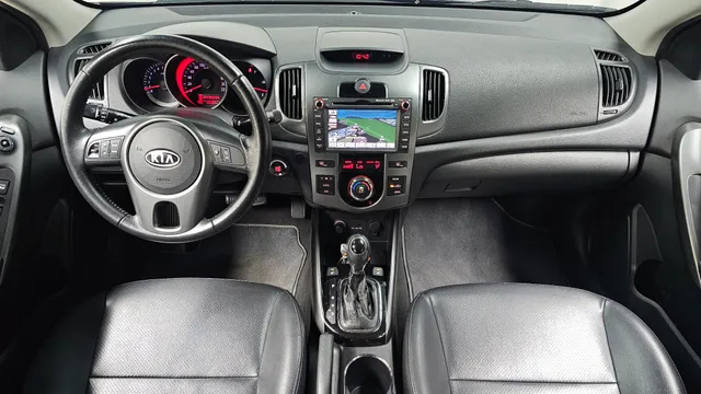 Kia Cerato (Forte)