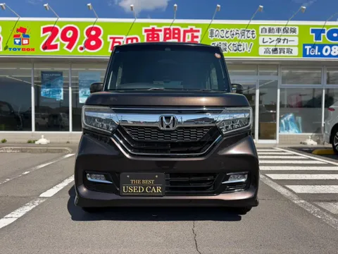 Honda N-BOX Custom