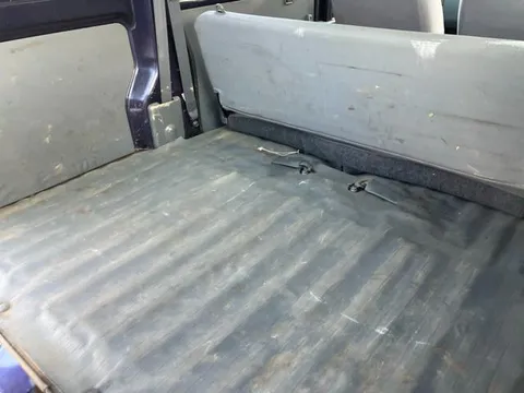 Mitsubishi Minicab Van