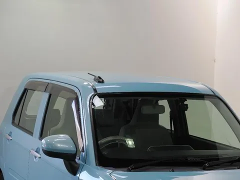 Daihatsu Mira Tocot