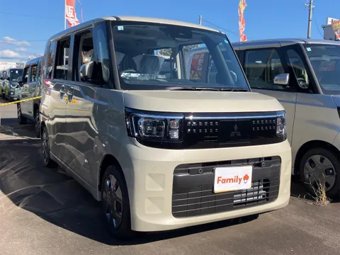 Mitsubishi eK Space