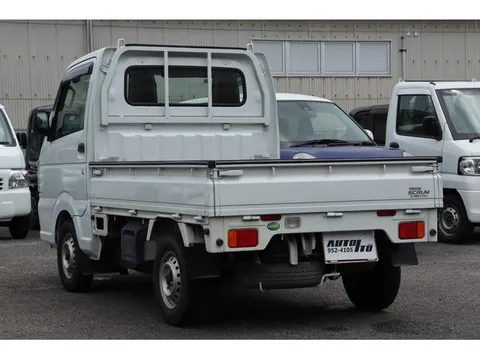 Mazda Scrum Truck