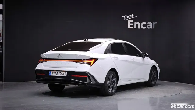Hyundai Elantra (Avante)