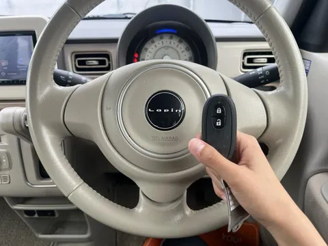 Suzuki Alto Lapin