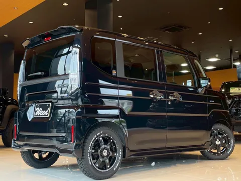 Suzuki Spacia Custom