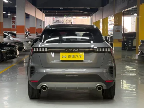 Lynk & Co Lynk & Co 06